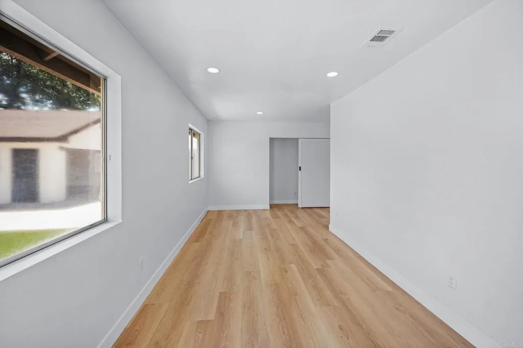 https://cdn.realtyfeed.com/cdn/127/307106341/53afbe93cadaf06e352280f81ff27816.webp