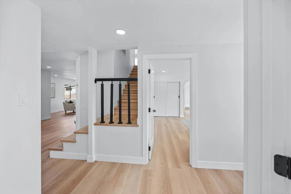 https://cdn.realtyfeed.com/cdn/127/307106341/aa426101ba5b47ea5d03e0902fe544ab.webp