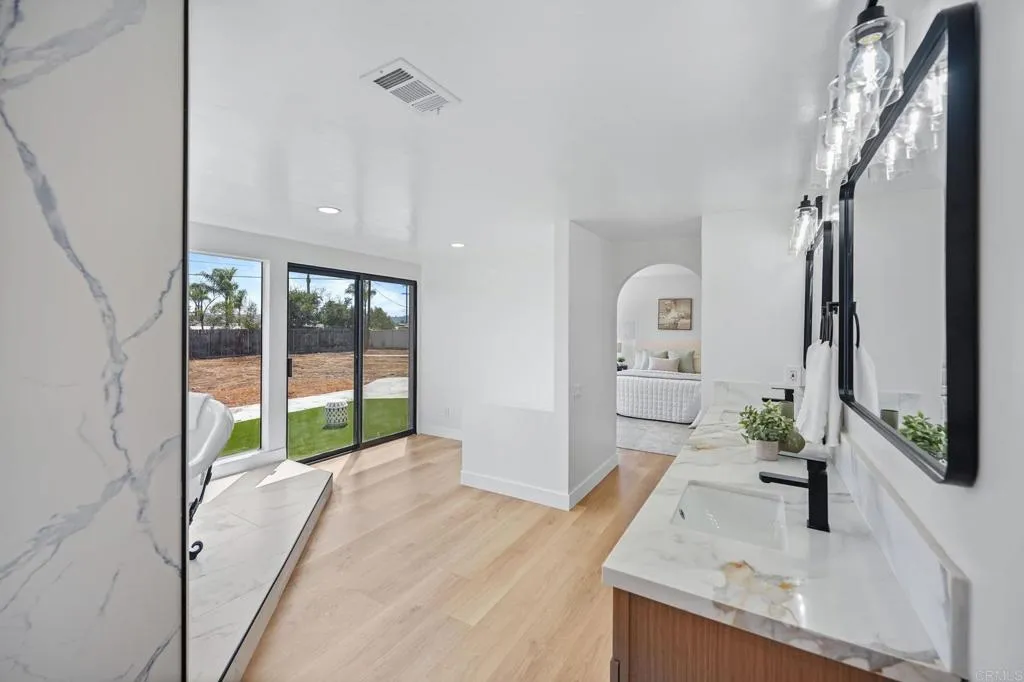 https://cdn.realtyfeed.com/cdn/127/307106341/df75f0eb7b0ae56e7734d494f21592a5.webp