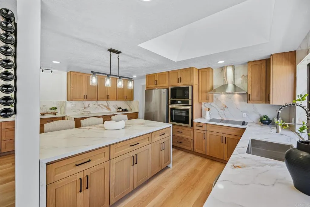 https://cdn.realtyfeed.com/cdn/127/307106341/e3d59f1f2c76c7e09bece25c7ae5344c.webp