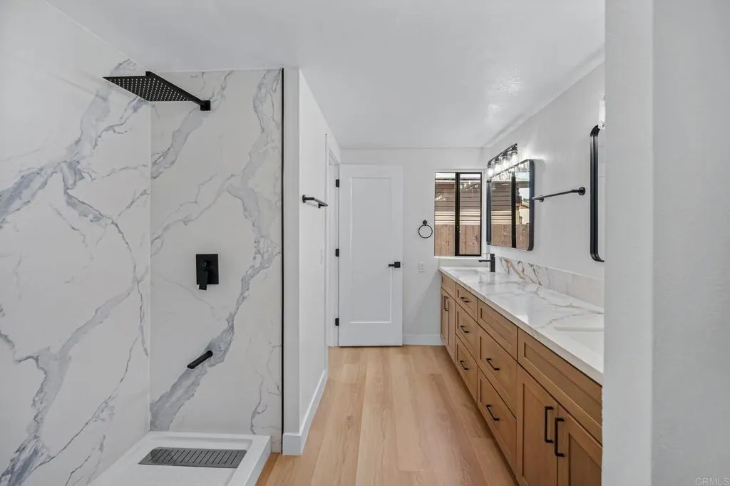 https://cdn.realtyfeed.com/cdn/127/307106341/ec724d11ce0c46bdce038be6e48403d8.webp