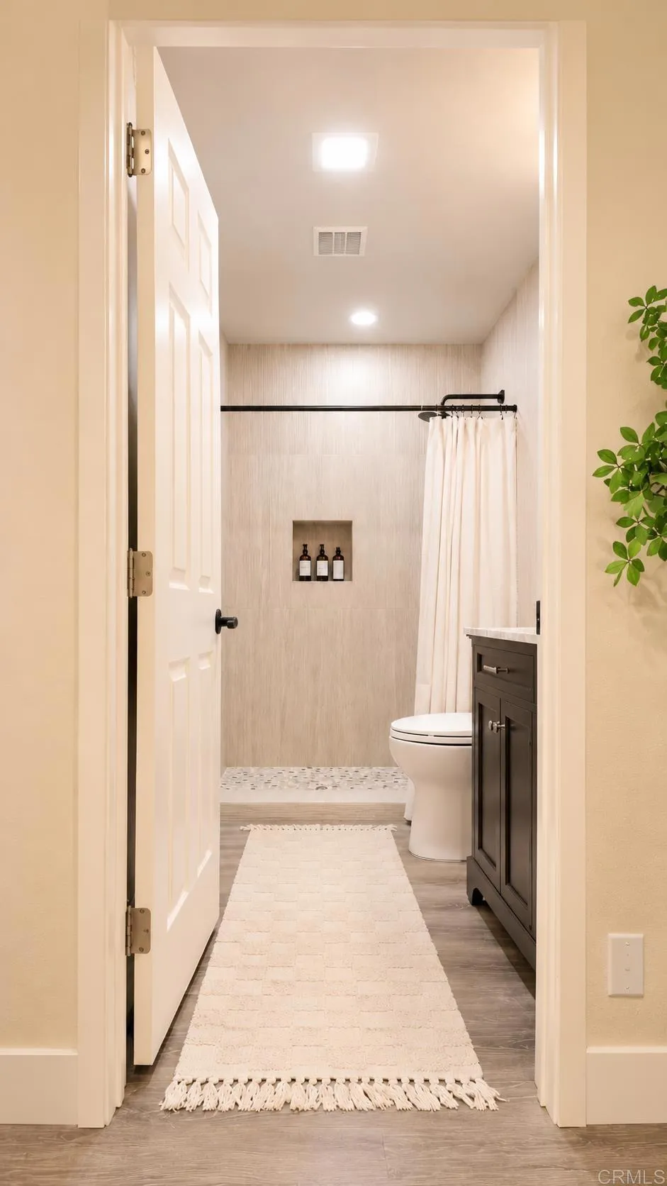 2005 Lakeridge Circle, #103, Chula Vista, CA 91913 2005 Lakeridge Circle, #103, Chula Vista, CA 91913