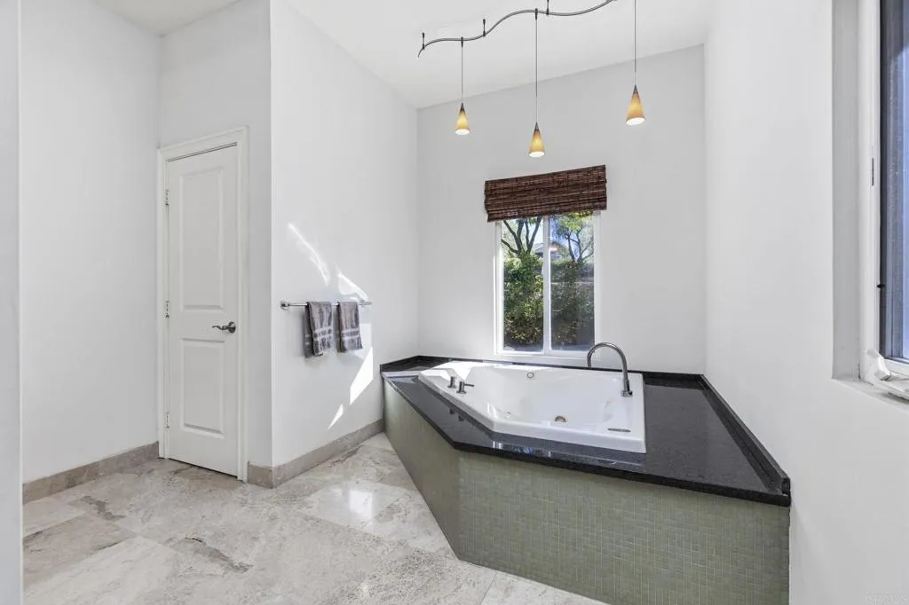 25438 Rancho Barona Road, Ramona, CA 92065 25438 Rancho Barona Road, Ramona, CA 92065