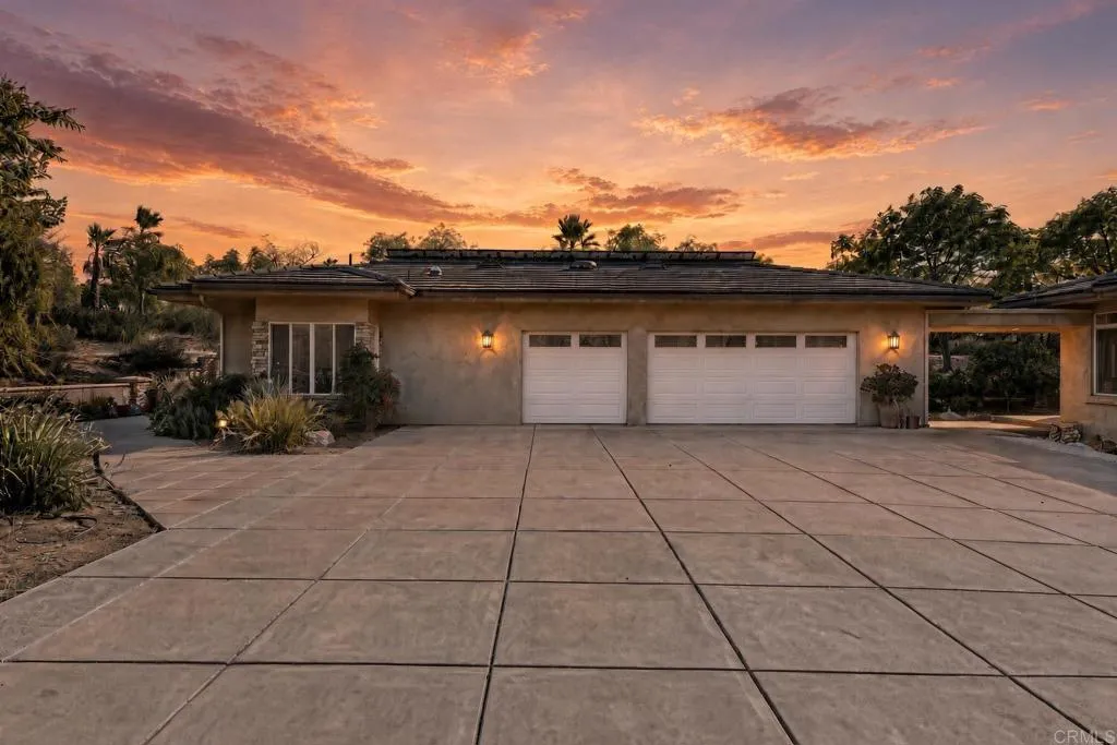 25438 Rancho Barona Road, Ramona, CA 92065 25438 Rancho Barona Road, Ramona, CA 92065