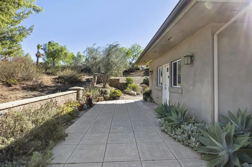 25438 Rancho Barona Road, Ramona, CA 92065 25438 Rancho Barona Road, Ramona, CA 92065