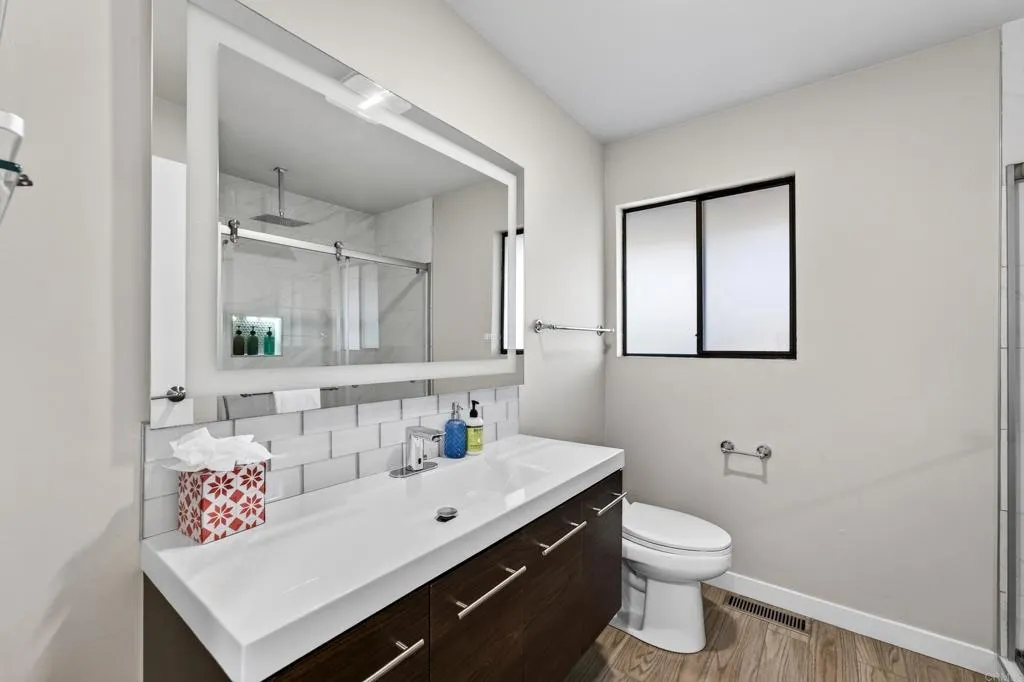 752 Monserate Avenue, Chula Vista, CA 91910 752 Monserate Avenue, Chula Vista, CA 91910