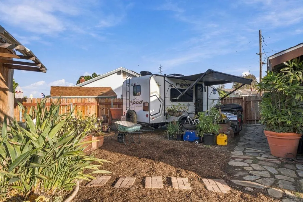 https://cdn.realtyfeed.com/cdn/127/307106416/2468901a4a0a1653a8eeb263decae82e.webp