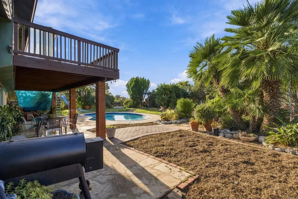 https://cdn.realtyfeed.com/cdn/127/307106416/3fc68ffa2cf1f3d96ec82880dcfee523.webp