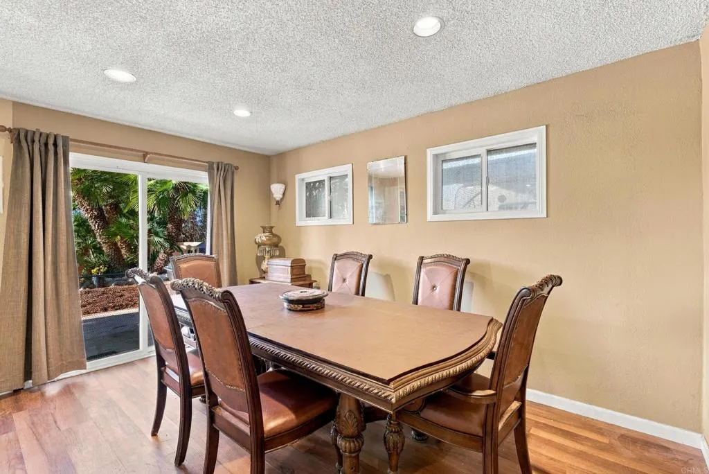 https://cdn.realtyfeed.com/cdn/127/307106416/4f97d409a4bc11af20a395a75bbc393a.webp
