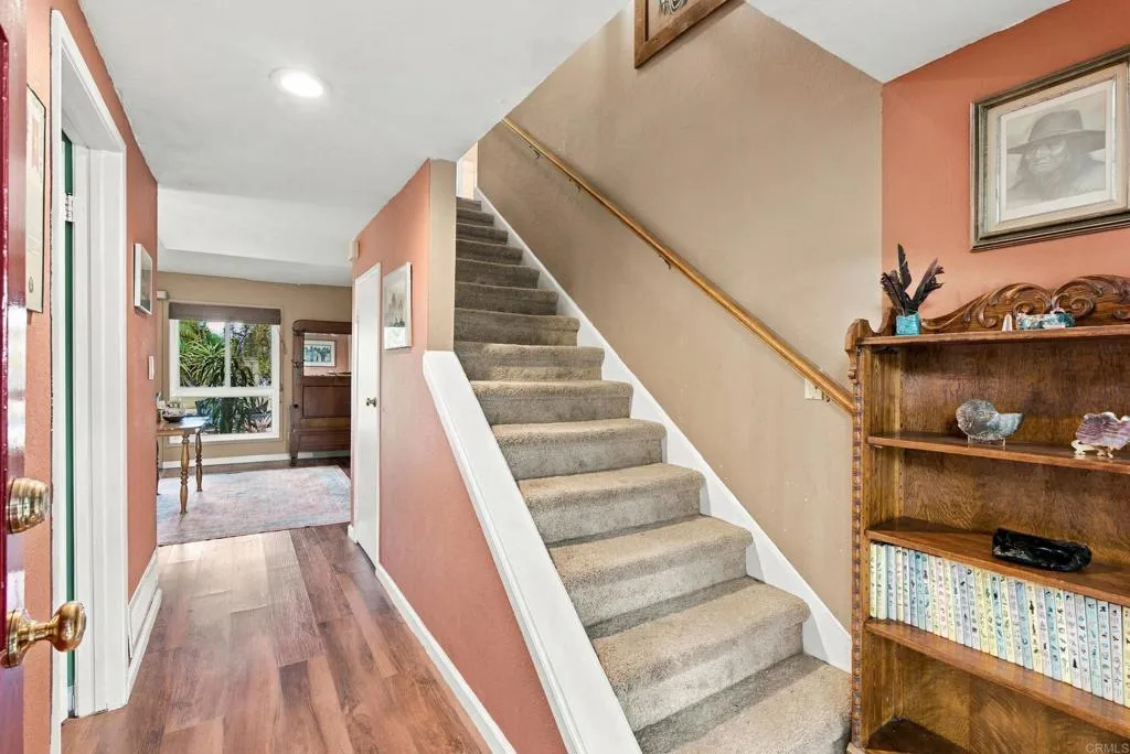https://cdn.realtyfeed.com/cdn/127/307106416/56dc62e9e36ce4528cc84169914dbf3c.webp