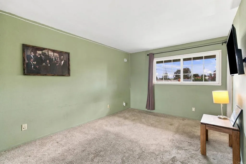 https://cdn.realtyfeed.com/cdn/127/307106416/7246ec5feb87f289d55c8ee769ad5528.webp