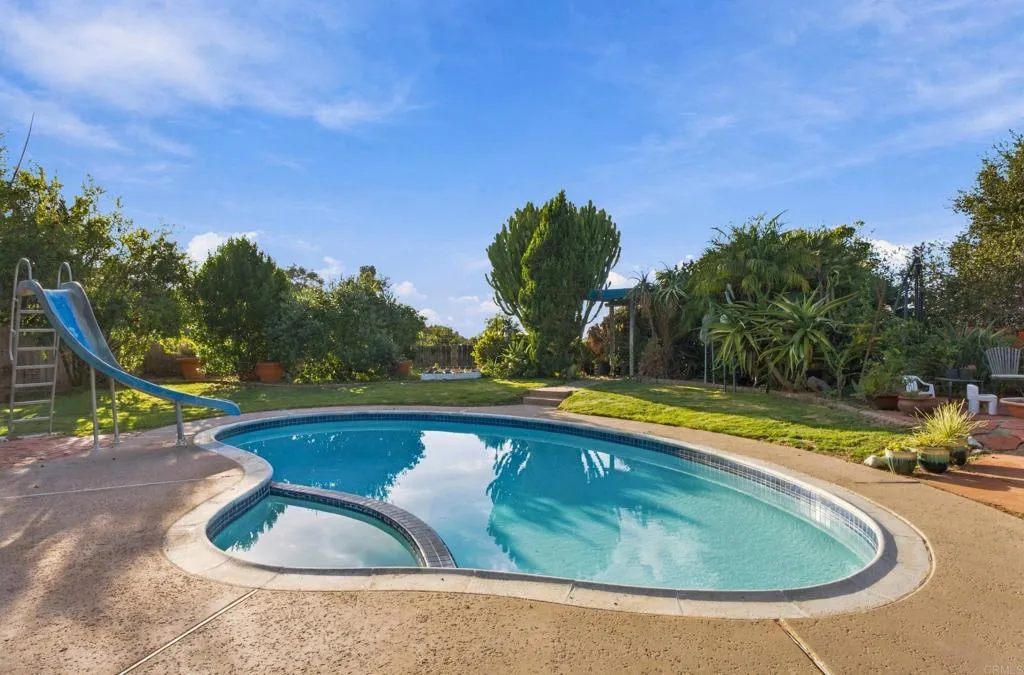 https://cdn.realtyfeed.com/cdn/127/307106416/f669ff655d886cce70cac6bbb5d050aa.webp