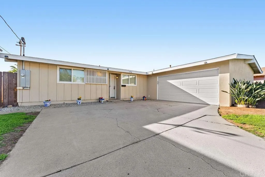 13758 Frame Road, Poway, CA 92064 13758 Frame Road, Poway, CA 92064