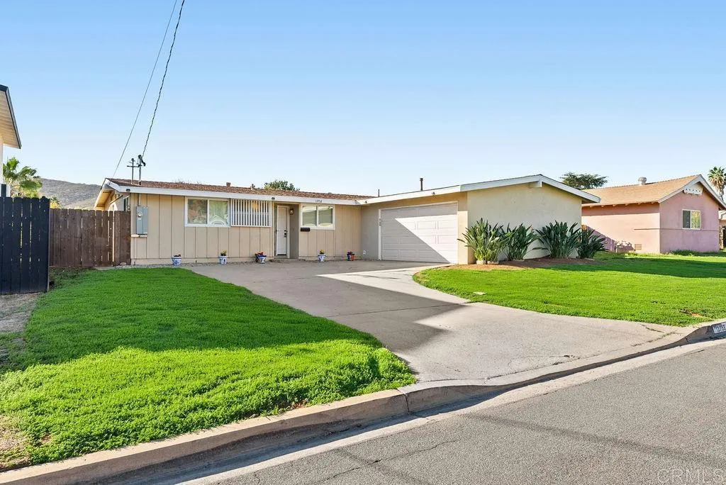 13758 Frame Road, Poway, CA 92064 13758 Frame Road, Poway, CA 92064