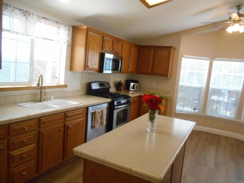 1951 47th, #163, San Diego, CA 92102 1951 47th, #163, San Diego, CA 92102