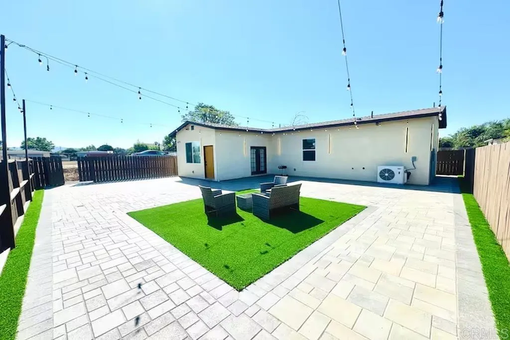 451 E LINCOLN Avenue, Escondido, CA 92026 451 E LINCOLN Avenue, Escondido, CA 92026