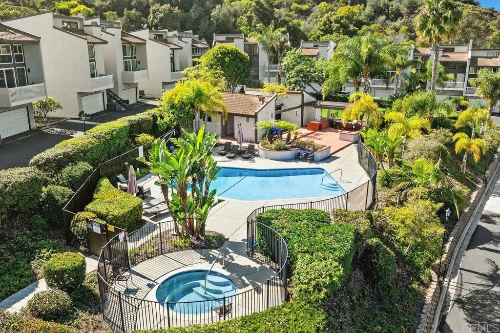 2433 La Costa Avenue, #A, Carlsbad, CA 92009 2433 La Costa Avenue, #A, Carlsbad, CA 92009