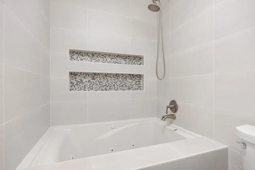 2433 La Costa Avenue, #A, Carlsbad, CA 92009 2433 La Costa Avenue, #A, Carlsbad, CA 92009