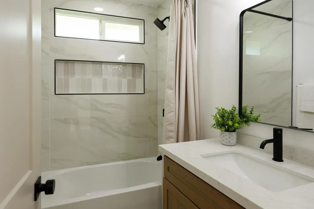 10972 Barbados Way, San Diego, CA 92126 10972 Barbados Way, San Diego, CA 92126