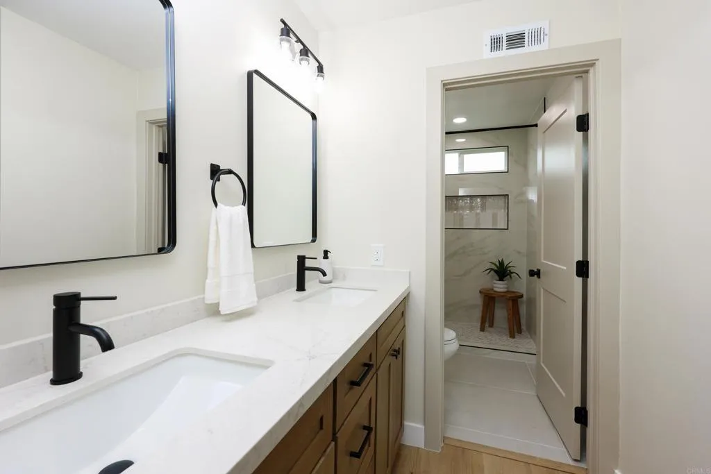10972 Barbados Way, San Diego, CA 92126 10972 Barbados Way, San Diego, CA 92126