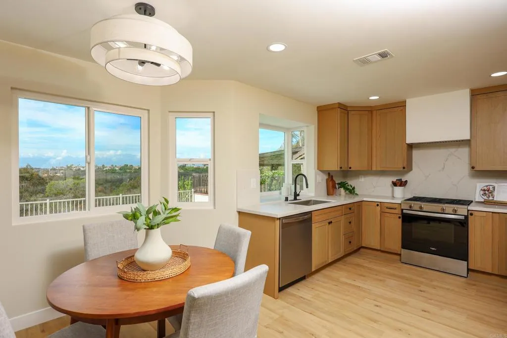 10972 Barbados Way, San Diego, CA 92126 10972 Barbados Way, San Diego, CA 92126