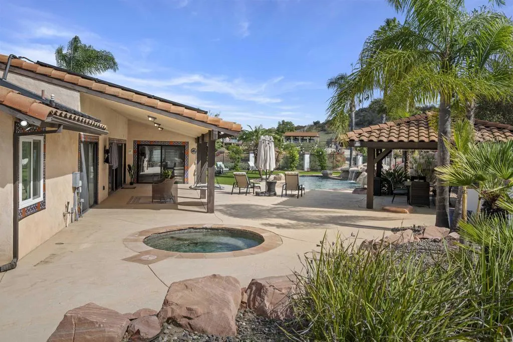 12386 Single Oak Place, Lakeside, CA 92040 12386 Single Oak Place, Lakeside, CA 92040