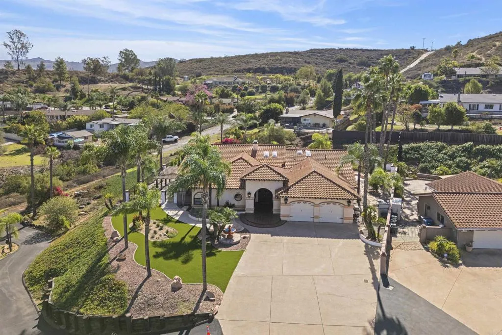 12386 Single Oak Place, Lakeside, CA 92040 12386 Single Oak Place, Lakeside, CA 92040