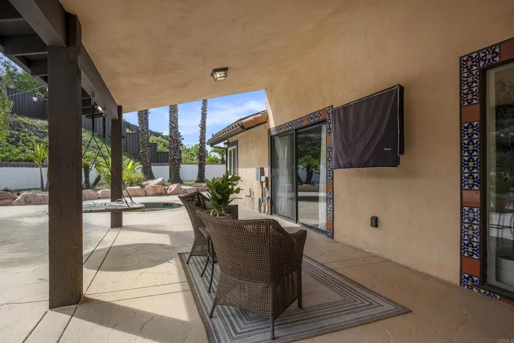 12386 Single Oak Place, Lakeside, CA 92040 12386 Single Oak Place, Lakeside, CA 92040