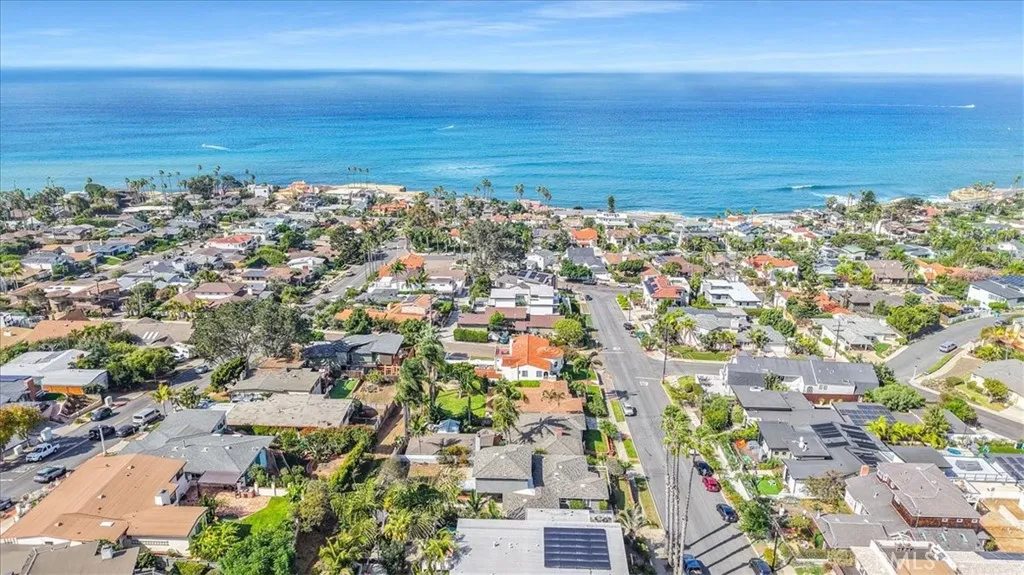 4377 Piedmont Drive, San Diego, CA 92107 4377 Piedmont Drive, San Diego, CA 92107