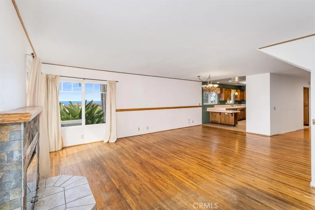 4377 Piedmont Drive, San Diego, CA 92107 4377 Piedmont Drive, San Diego, CA 92107