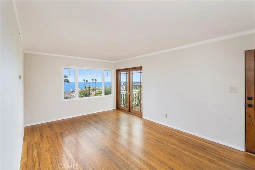 4377 Piedmont Drive, San Diego, CA 92107 4377 Piedmont Drive, San Diego, CA 92107