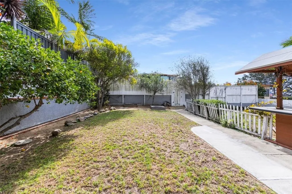 4377 Piedmont Drive, San Diego, CA 92107 4377 Piedmont Drive, San Diego, CA 92107