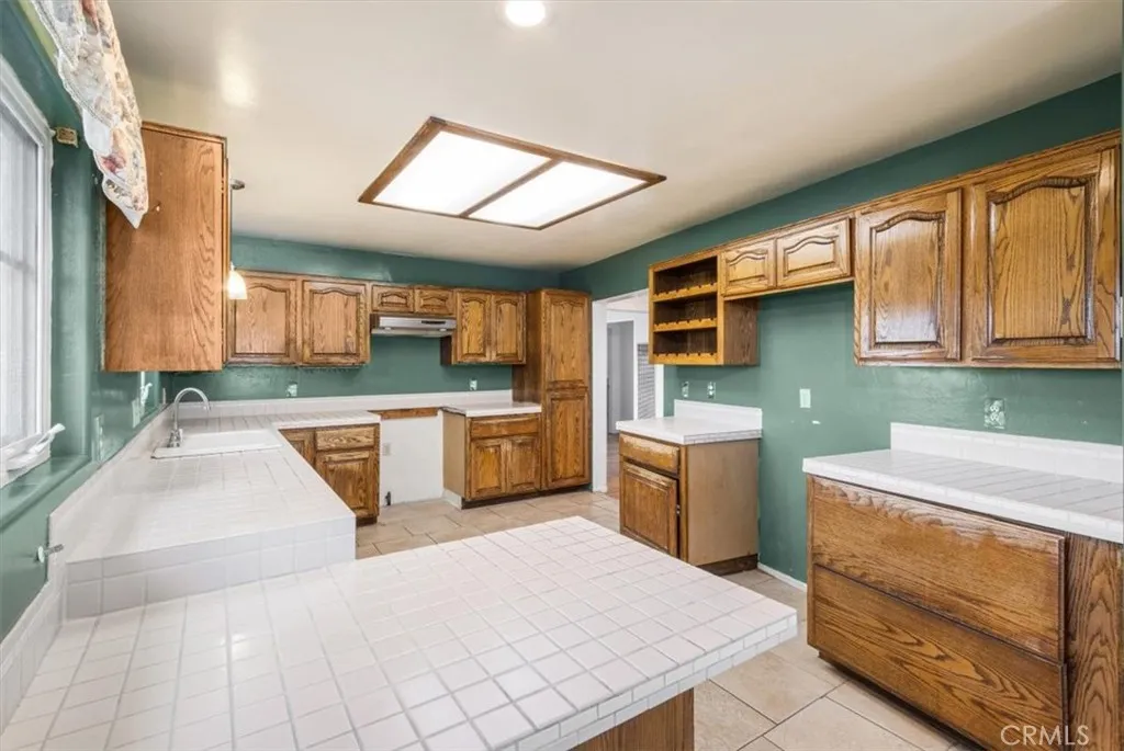 4377 Piedmont Drive, San Diego, CA 92107 4377 Piedmont Drive, San Diego, CA 92107