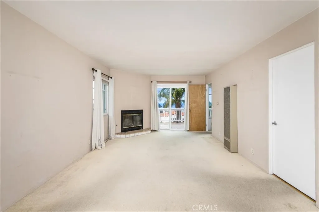 4377 Piedmont Drive, San Diego, CA 92107 4377 Piedmont Drive, San Diego, CA 92107