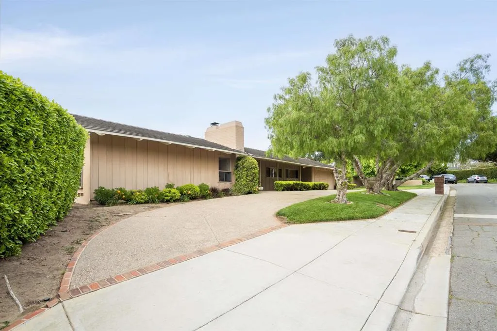 1444 Rodeo dr., La Jolla, CA 92037 1444 Rodeo dr., La Jolla, CA 92037