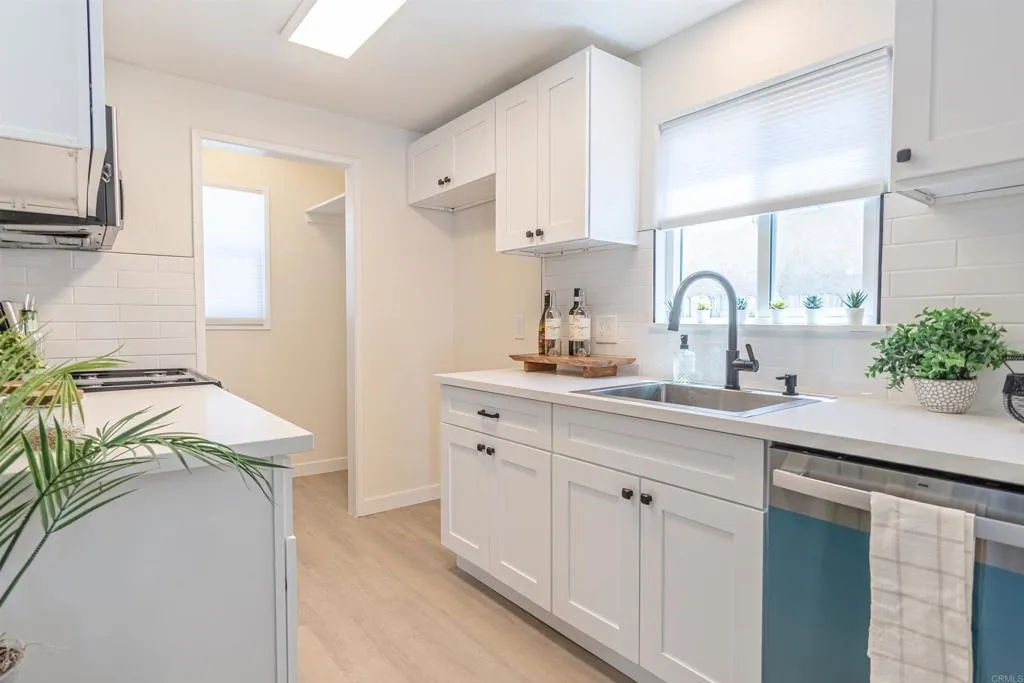 4421 49Th Street, San Diego, CA 92115