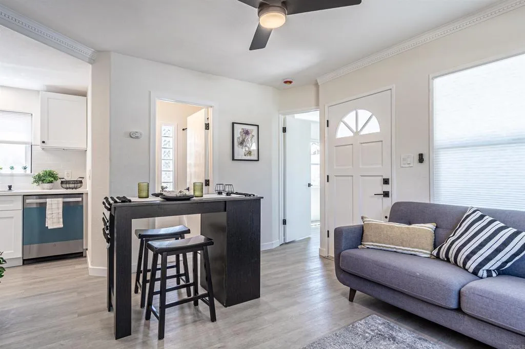 4421 49Th Street, San Diego, CA 92115