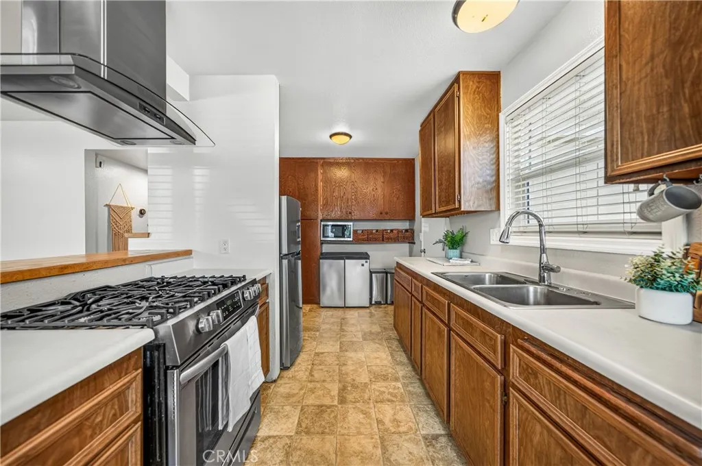 4609 Calle Del Palo, Oceanside, CA 92057 Kitchen