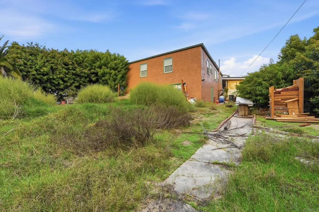 https://cdn.realtyfeed.com/cdn/127/307106680/abe6d7b3dd54351d57974716c67c54ed.webp