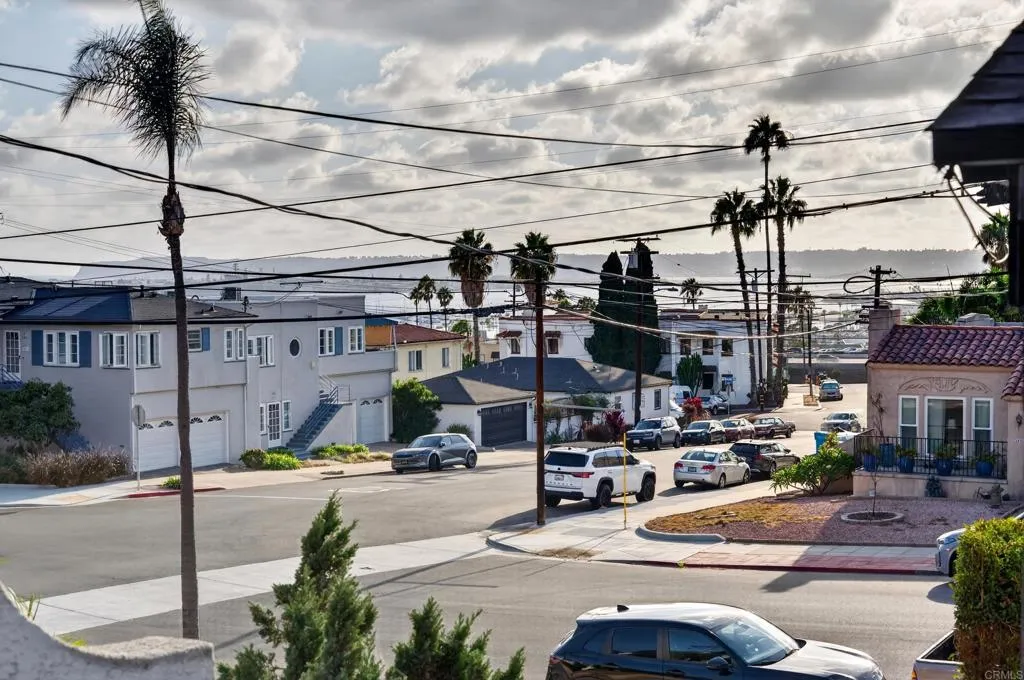 2421 Brant Street, San Diego, CA 92101