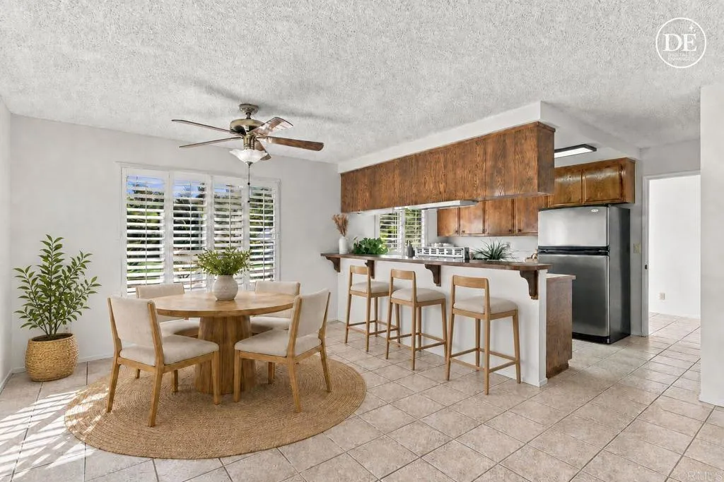 817 Crescent Drive, Vista, CA 92084 Dining - Digitally Staged