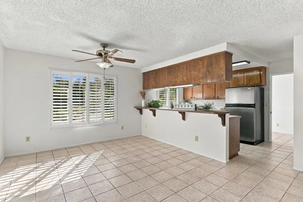 817 Crescent Drive, Vista, CA 92084 Dining