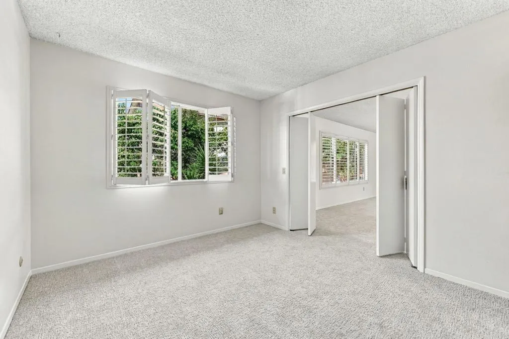 817 Crescent Drive, Vista, CA 92084 Third Bedroom/Office/Den