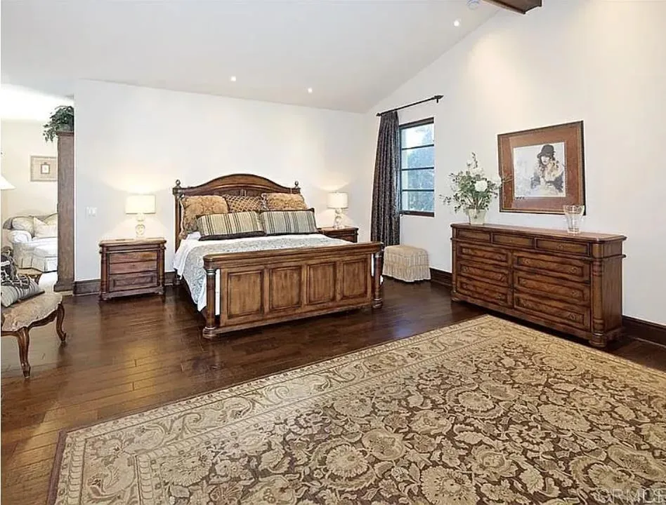 https://cdn.realtyfeed.com/cdn/127/307106800/70b1594192aeed2ae88943b1ef56efca.webp
