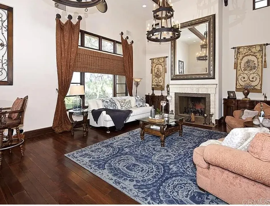 https://cdn.realtyfeed.com/cdn/127/307106800/82925e8667a54db78738502251b1e080.webp