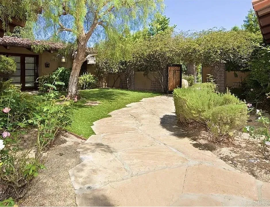 https://cdn.realtyfeed.com/cdn/127/307106800/cf2036f129490d6cc0eabe4d6b283c2b.webp