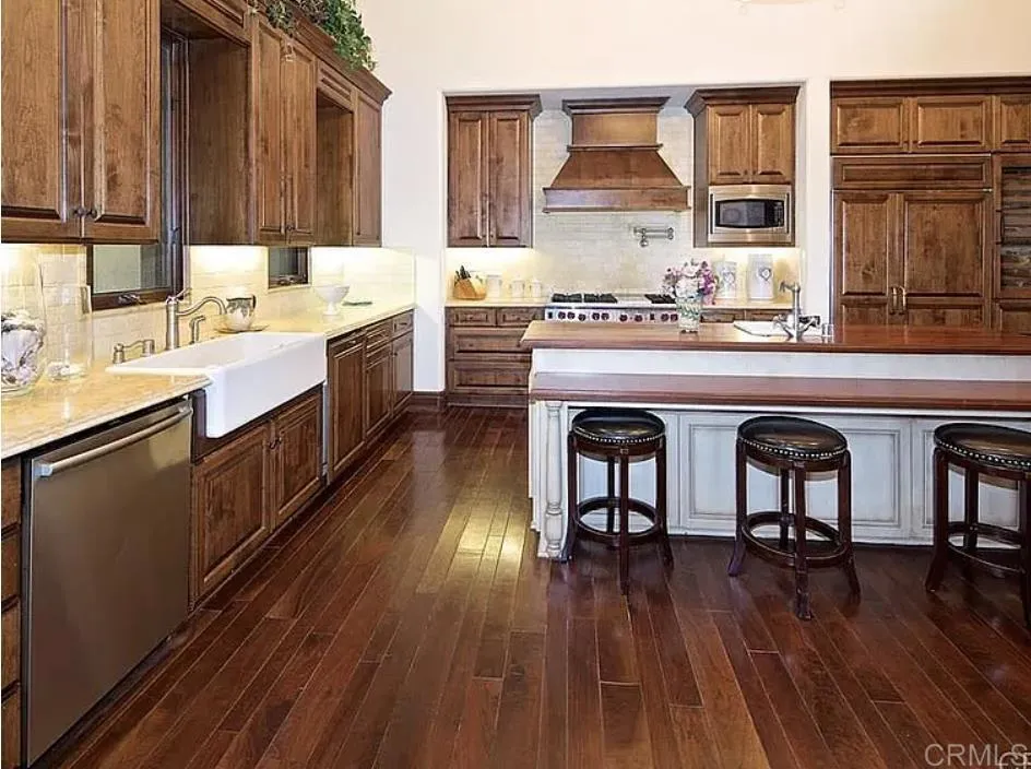 https://cdn.realtyfeed.com/cdn/127/307106800/d2d8ca2e36699af100f79a47751fa805.webp
