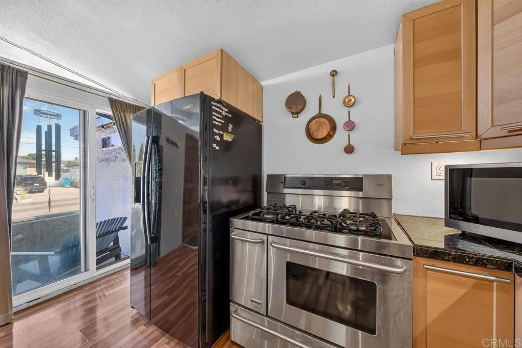 4519 Bannock Avenue, San Diego, CA 92117 4519 Bannock Avenue, San Diego, CA 92117