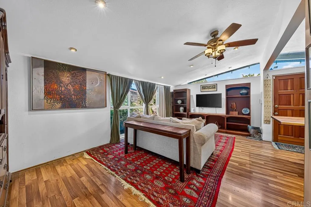https://cdn.realtyfeed.com/cdn/127/307106833/a0dace8d89d00c0a52b2273cd9599c1a.webp