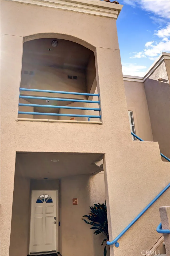 400 N Pacific Street, #221, Oceanside, CA 92054
